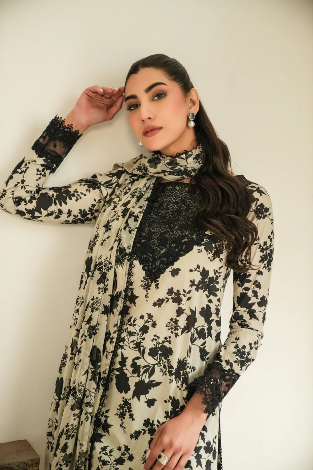 3 Piece Embroidered Silk Suit Unstitched | HEW-19
