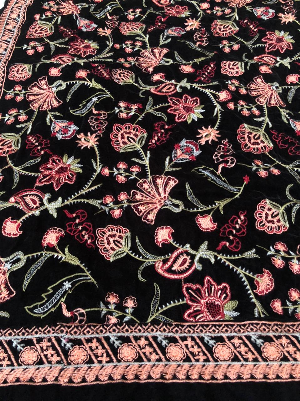 Formal Heavy Embroidered Karandi Shawl | HEL-01