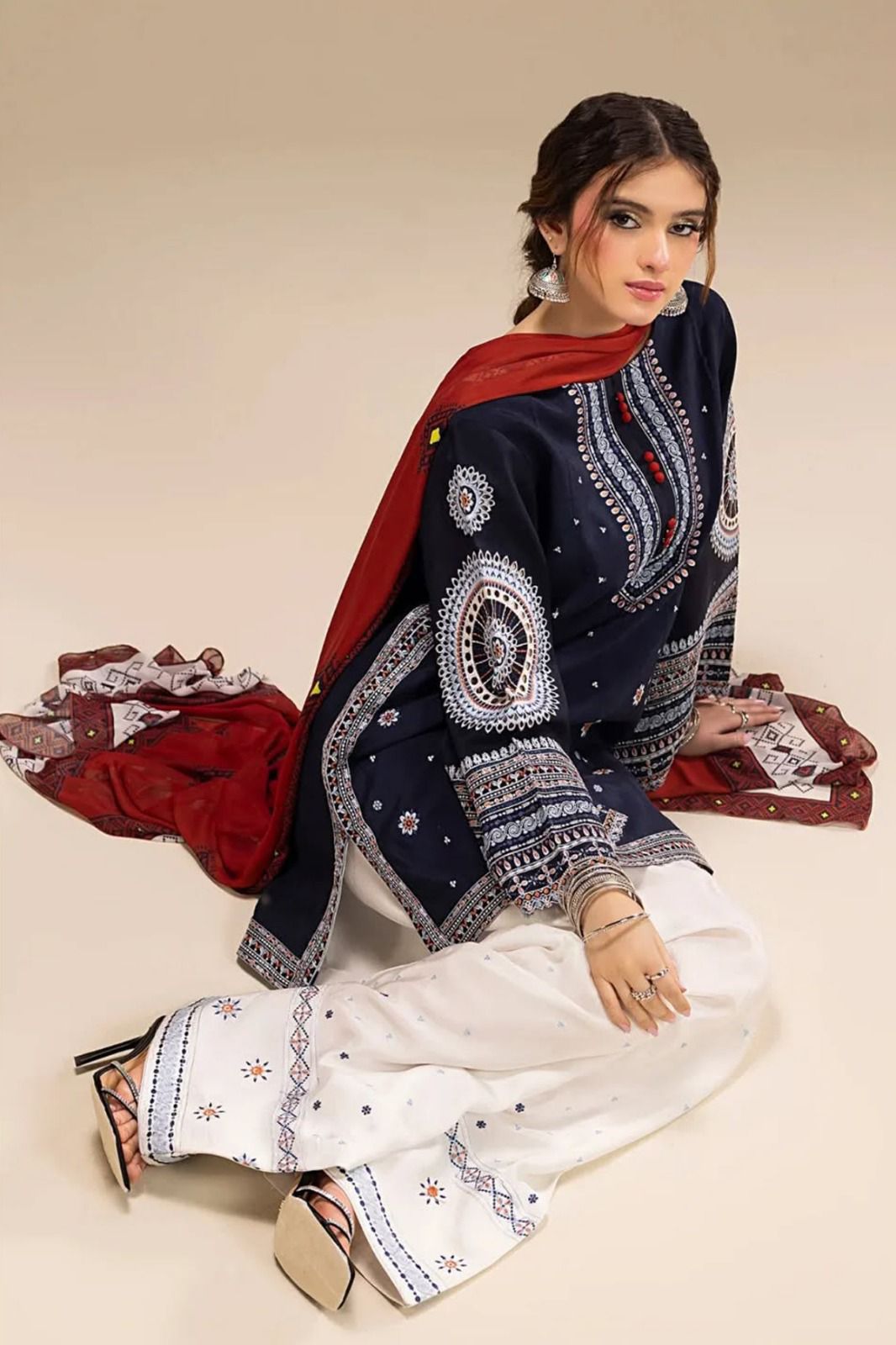 3 Piece Embroidered Dhanak Suit Unstitched | HEW-06
