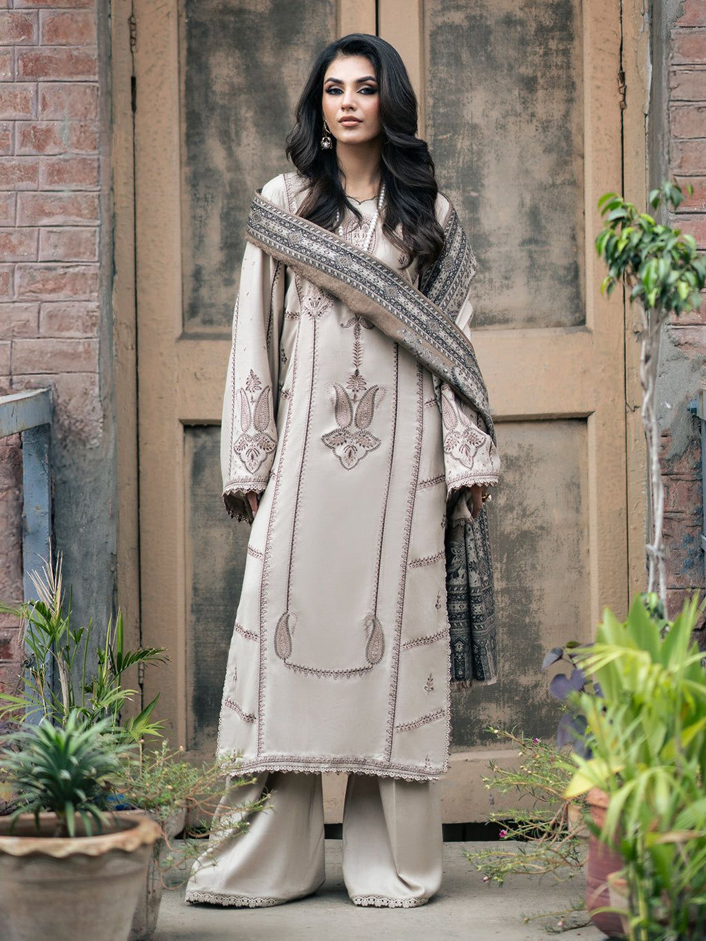 3 Piece Embroidered Dhanak Suit Unstiched | HEW-03