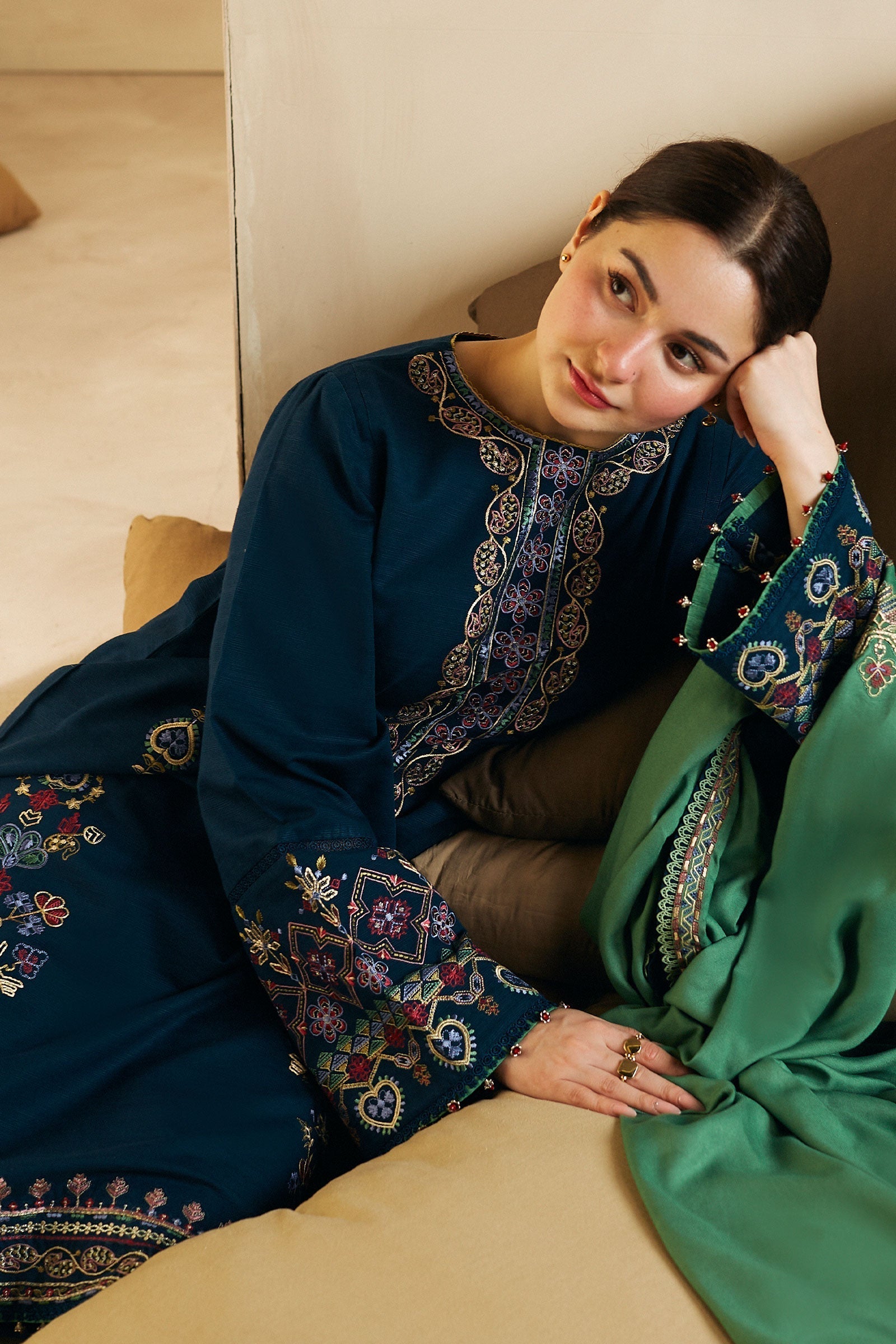 3 Piece Embroidered Dhanak Suit Unstiched | HEW-53
