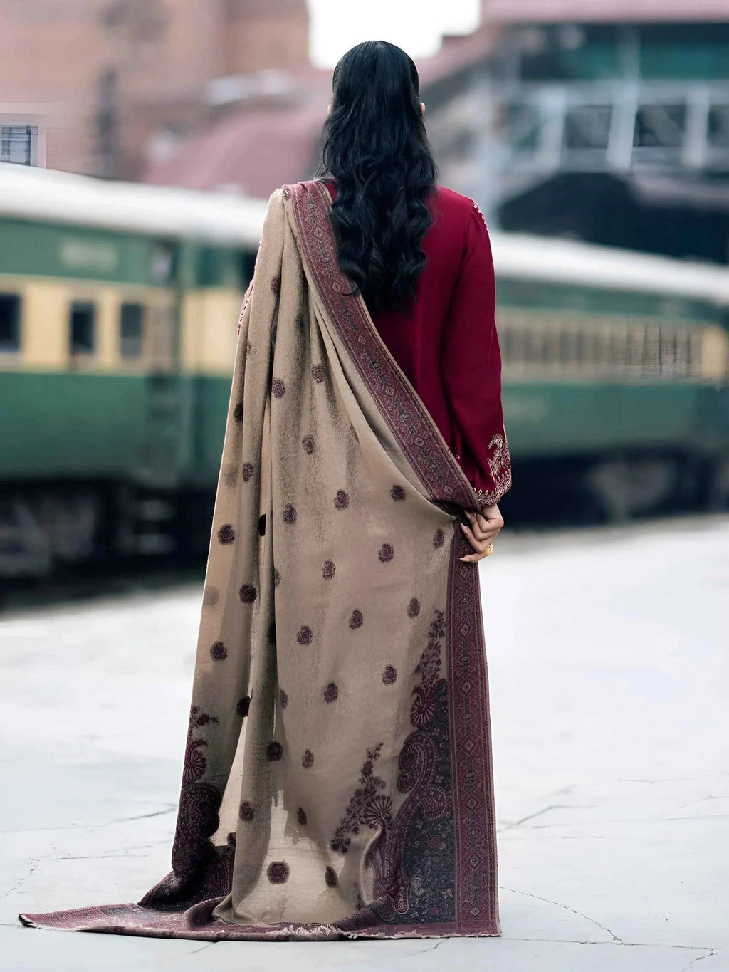 3 Piece Embroidered Dhanak Suit Unstitched | HEW-561