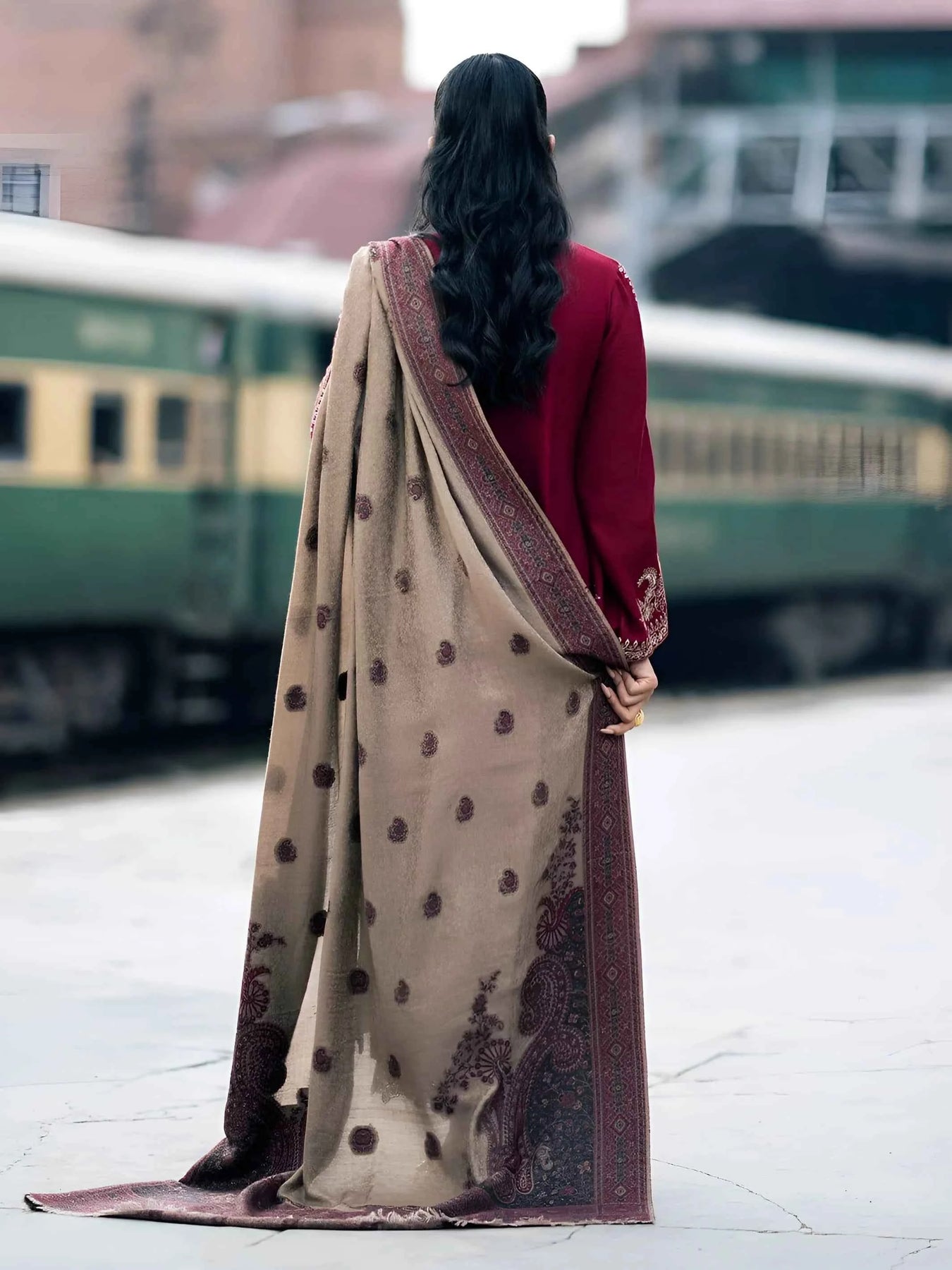 3 Piece Embroidered Dhanak Suit Unstitched | HEW-561