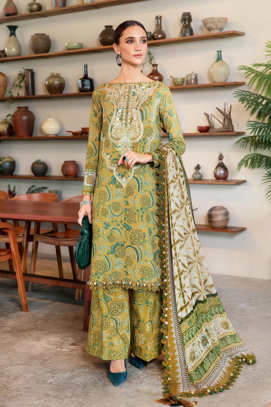 MARIA B  LUXURY LAWN COLLECTION UNSTITCHED 3PC SUITe